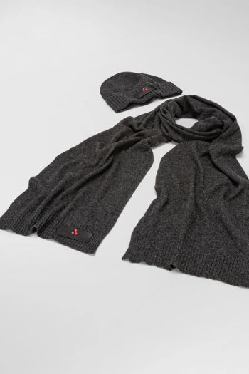 Women's hat and scarf kit