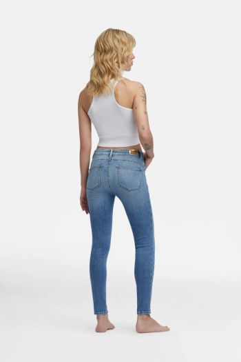 Women's skinny jeans