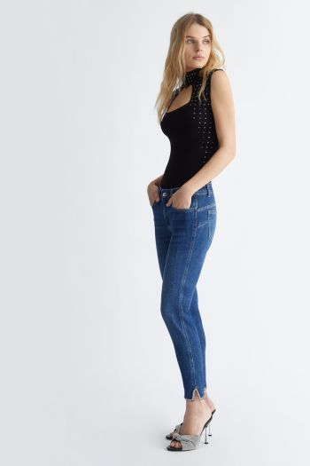 Bottom up skinny jeans with chains for women